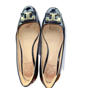 Tory burch Gigi Black Patent Leather flat slip on Pumps US 7 M logo classic